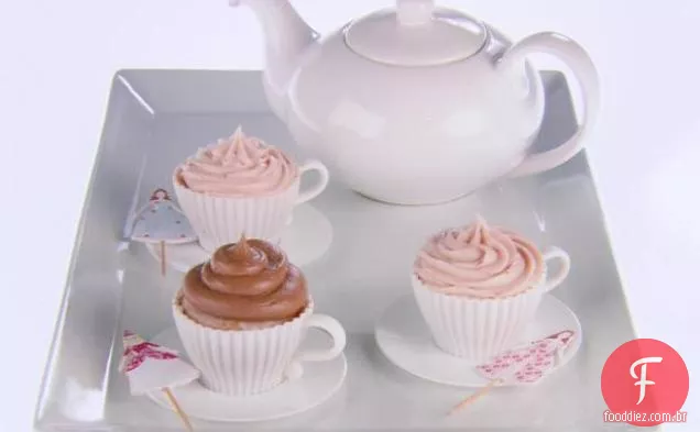 Os Cupcakes cheios de morango da Jade