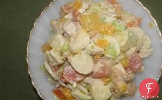 Salada De Frango Tropical