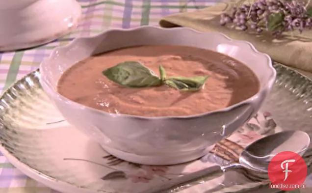 Sopa De Manjericão De Tomate Torrado