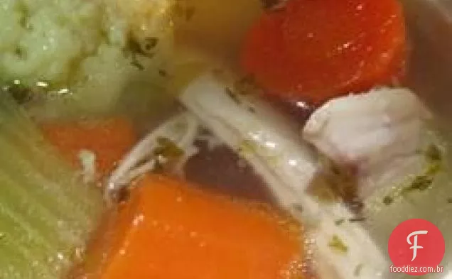 Sopa de galinha para 50