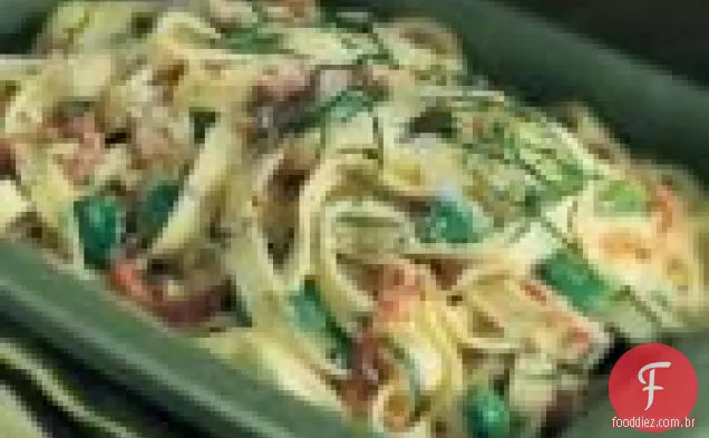 Tagliatelle Com Feijão Fava, Mascarpone E Prosciutto