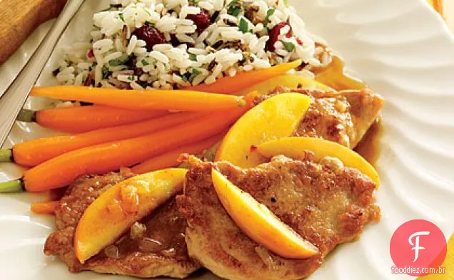 Lombo de porco com maçãs salteadas