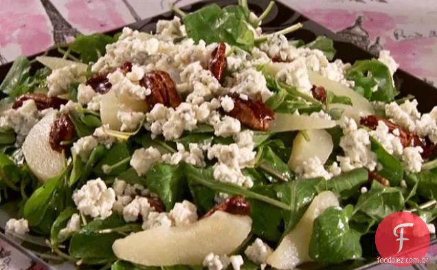 Salada de rúcula com peras e Gorgonzola