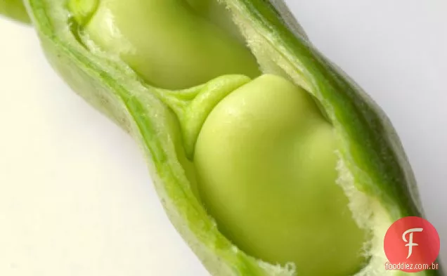 Fava, Ervilha E Queijo De Cabra Bruschetta