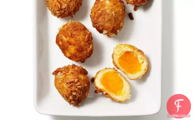 Queijo Frito Com Crosta De Pretzel