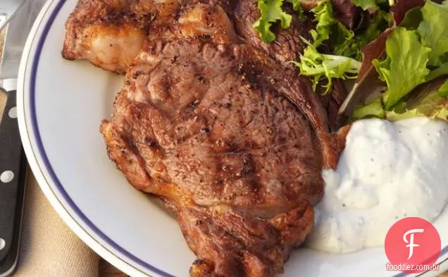 Bifes De Costela Com Molho De Palito