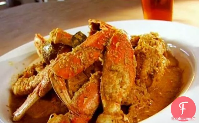 Caranguejo com coco e pimenta