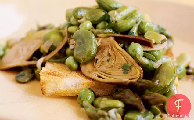 Bruschetta de vegetais da Primavera