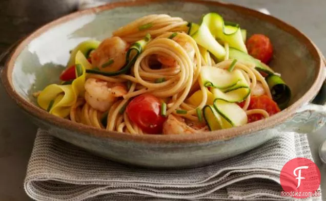 Camarão Ribbony e macarrão Scampi