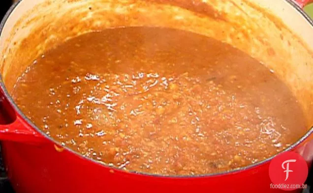 Indiana temperada grão de bico e fogo assado sopa de tomate