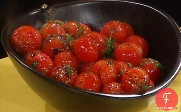 Salada De Tomate Cereja Quente
