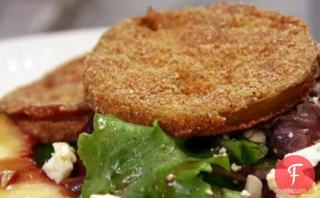 Salada de tomate verde frito com molho de vinagrete balsâmico