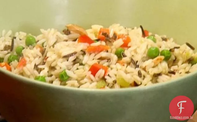 Salada De Arroz Selvagem Quente