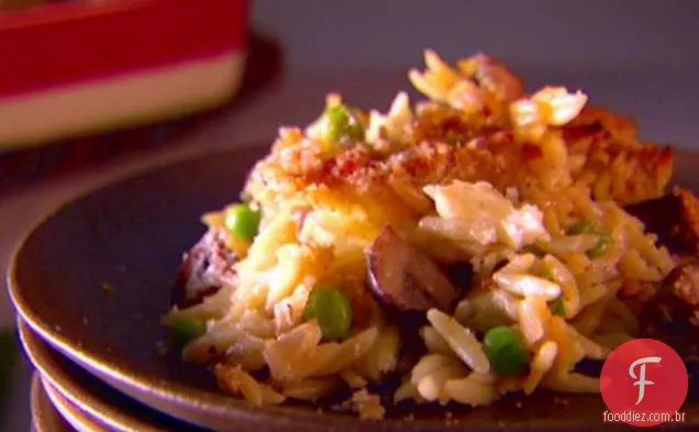 Orzo cozido com Fontina e ervilhas
