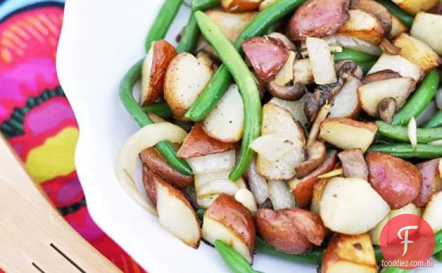 Batatas Vermelhas Salteadas, Cogumelos E Feijão Verde