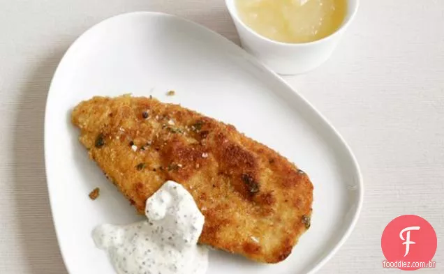 Schnitzel de frango com molho de mostarda