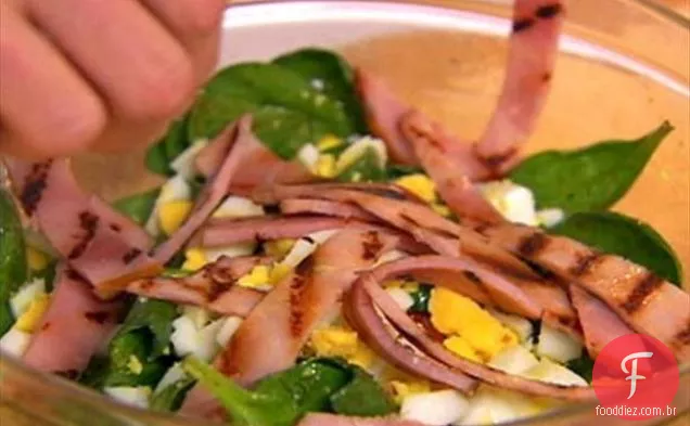 Salada De Café Da Manhã Durante Todo O Dia