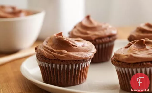 Cupcakes de dupla característica com cobertura de Chocolate quente mexicano