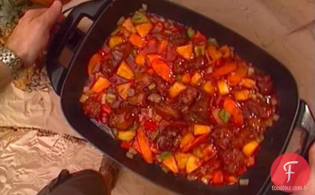 Carne de porco doce e azeda