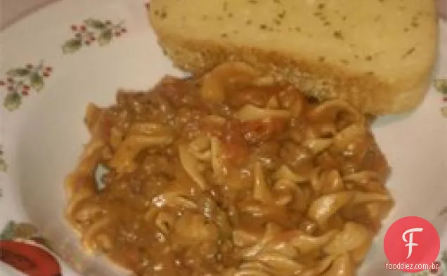 Caçarola De Macarrão De Carne De Queijo