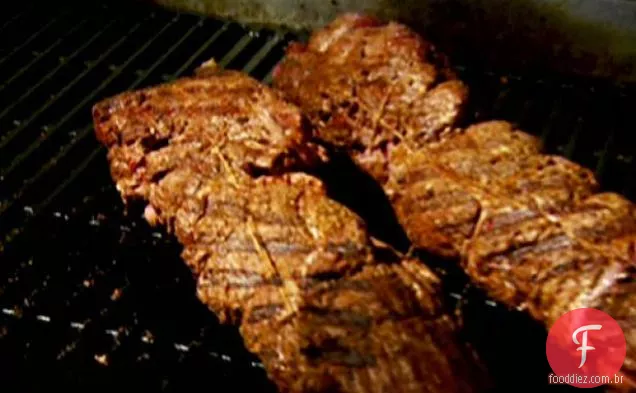 Filé mignon grelhado com cebolinha grelhada