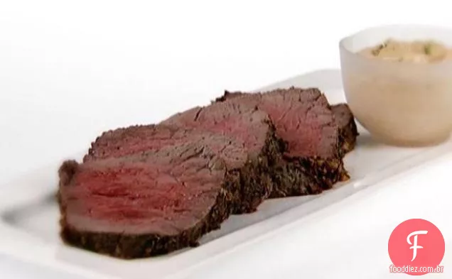Lombo de carne assada com maionese De Manjericão e Curry