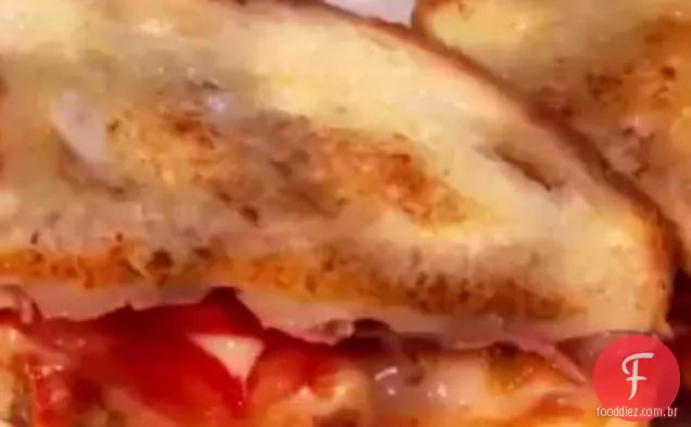 Cara cozinha com crianças: sanduíche de Pesto e Mussarela de Duncan