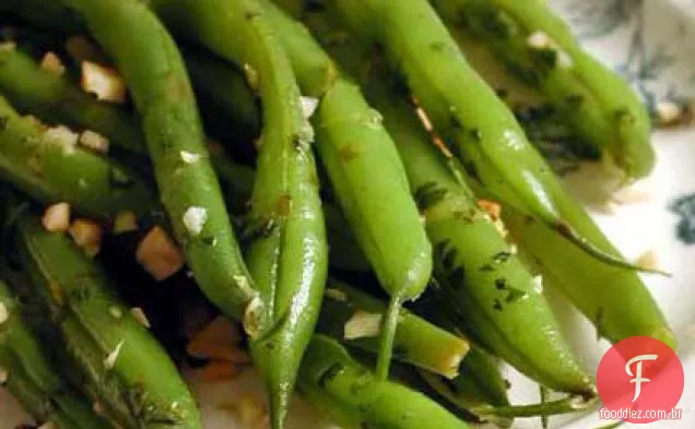 Feijão verde com amêndoa torrada Gremolata