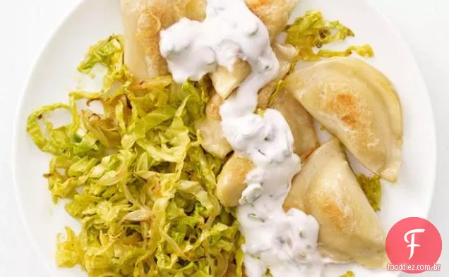 Pierogi com couve Curry