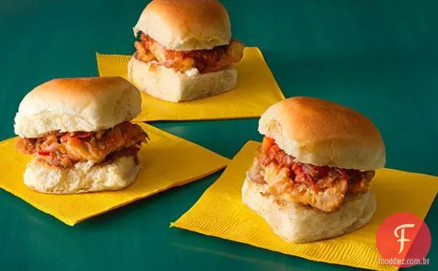Sliders de frango com Chutney de tomate