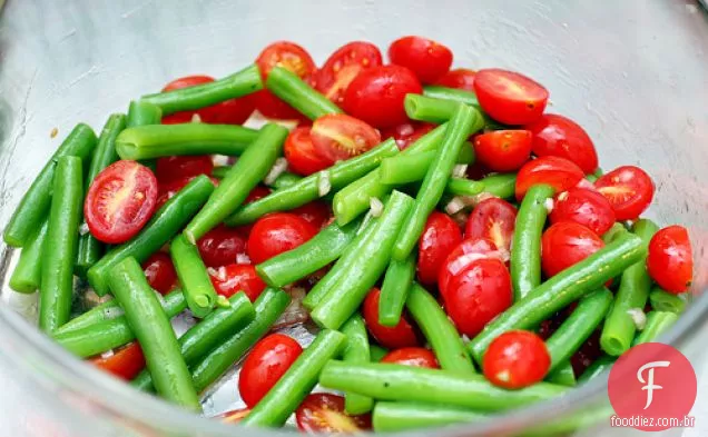 Salada De Feijão Verde E Tomate Cereja