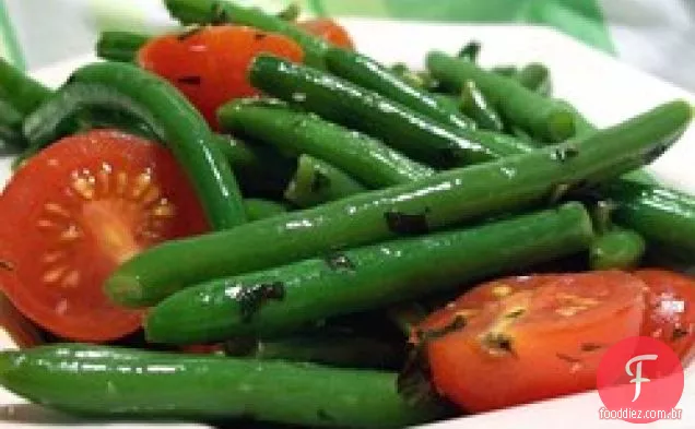 Feijão verde com tomate cereja