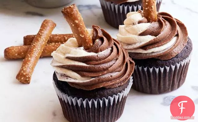 Chocolate Ovo Creme Cupcakes