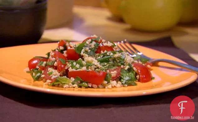 Tomate Do Bebê e Tabbouleh fresco da erva