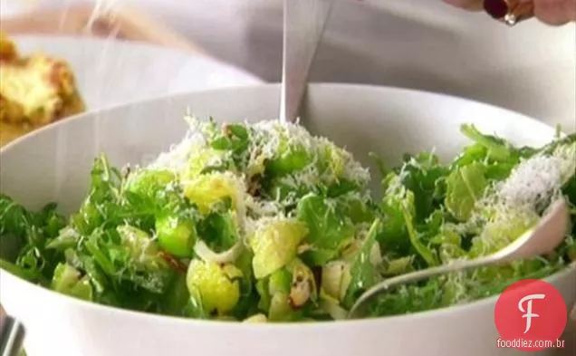 Broto De Bruxelas-Salada De Folhas