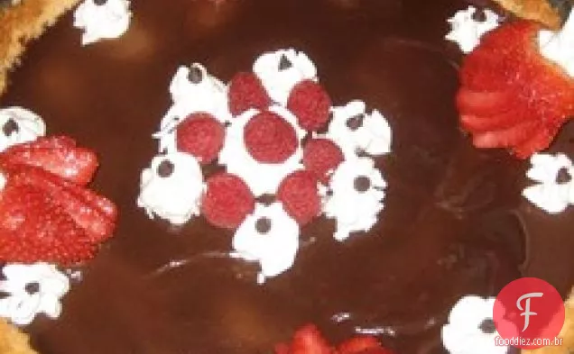 Torta De Trufa De Chocolate Com Crosta De Noz-Pecã