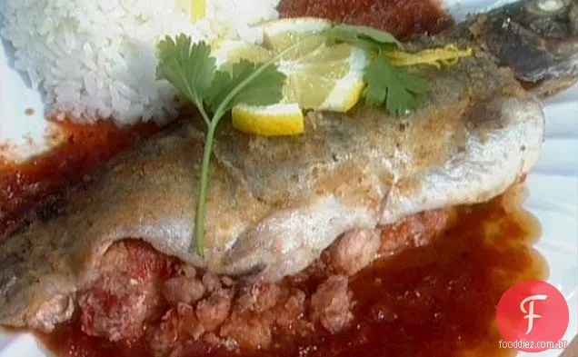 Peixe Branco Recheado: Pescado Blanco Relleno