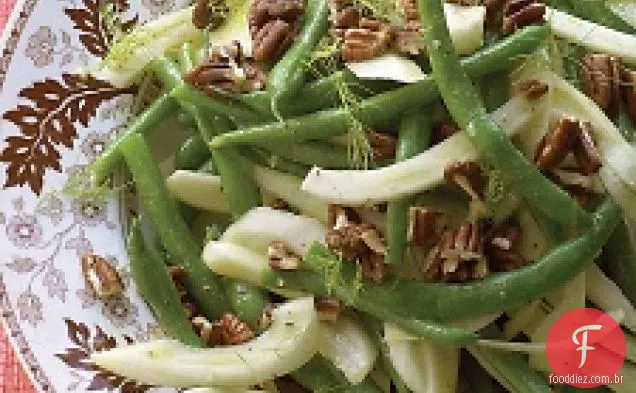 Salada De Feijão Verde E Erva-Doce Com Nozes