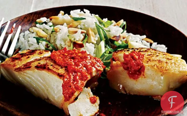 Linguado salteado com molho Romesco