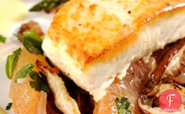 Alabote Com Toranja, Salsa, Cebola Roxa E Shiitake Mushr