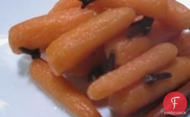Cenouras Em Conserva Na Geladeira