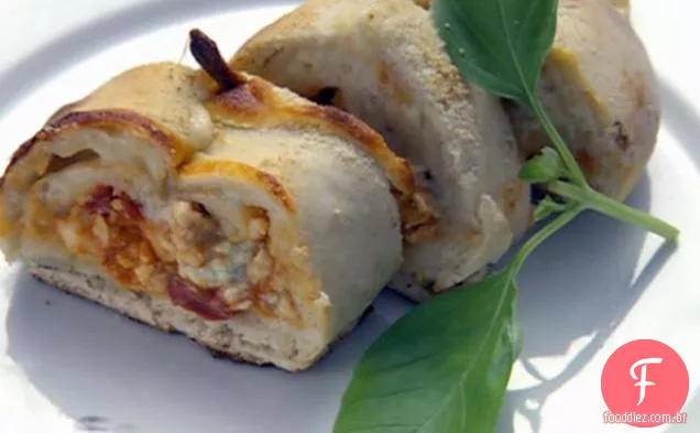 Buffalo Wing Pizza Roll-Up (versão team Robert)
