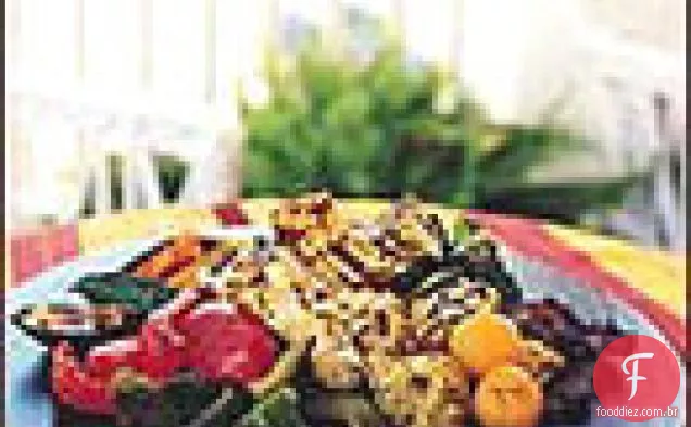 Legumes grelhados de estilo indiano com Paneer