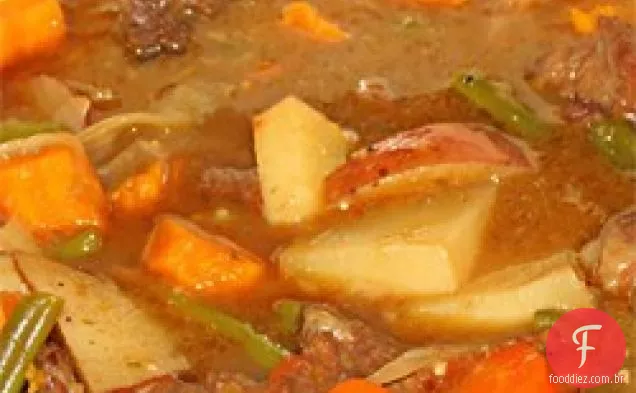 Guisado de carne Português da mãe