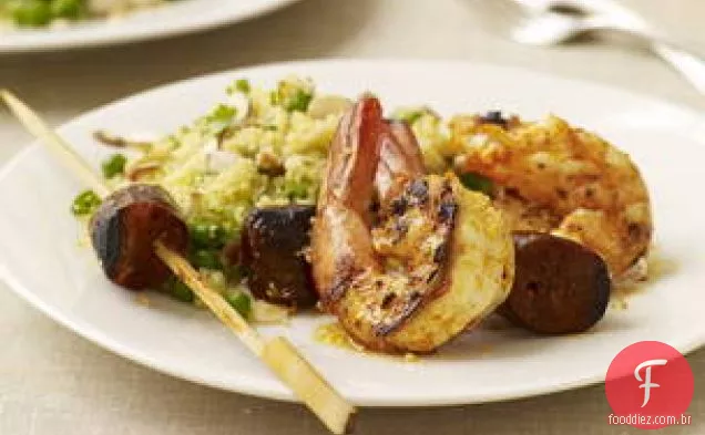 Espetos Espanhóis De Camarão E Chouriço Com Cuscuz Especial