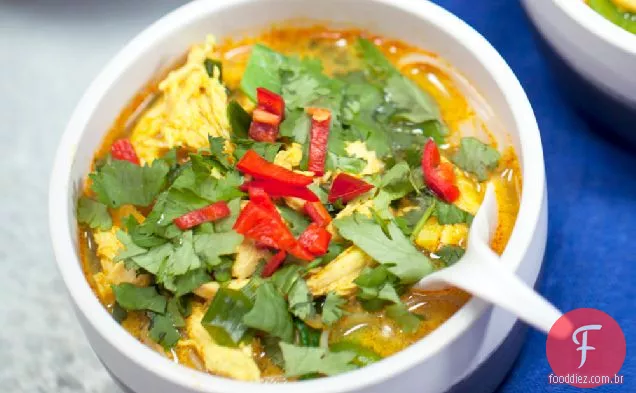 Sopa De Galinha De Coco-Curry