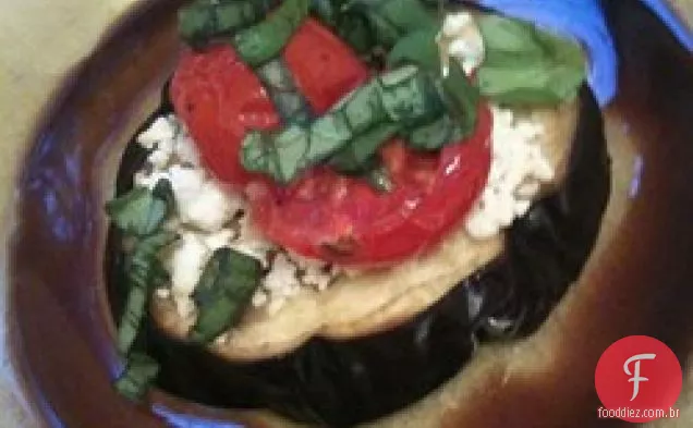 Berinjela com queijo Feta