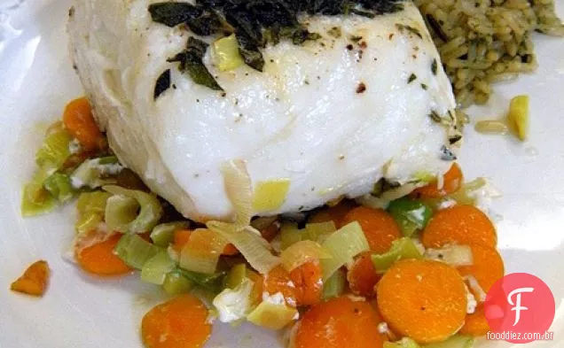 Alabote Com Cenoura E Alho-Poró En Papillote