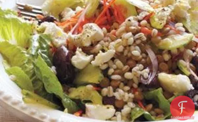 Salada De Cevada E Lentilha Com Queijo De Cabra