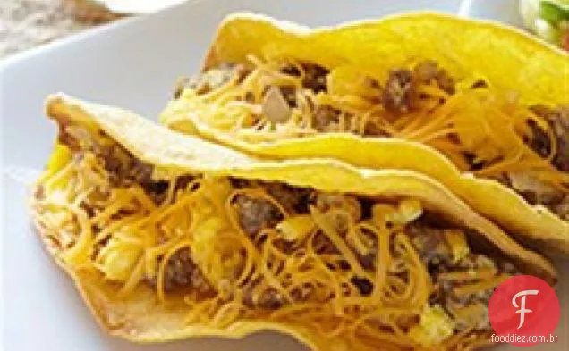 Tacos de café da manhã de bisão com salsa de abacaxi